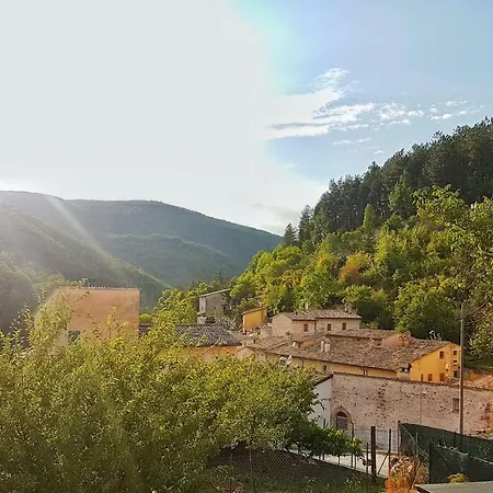 Casa Vacanze Le Cascate * 拉西亚